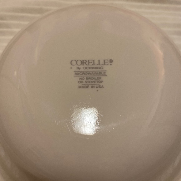 Vintage Corelle Blue lily bowls - Picture 2 of 2